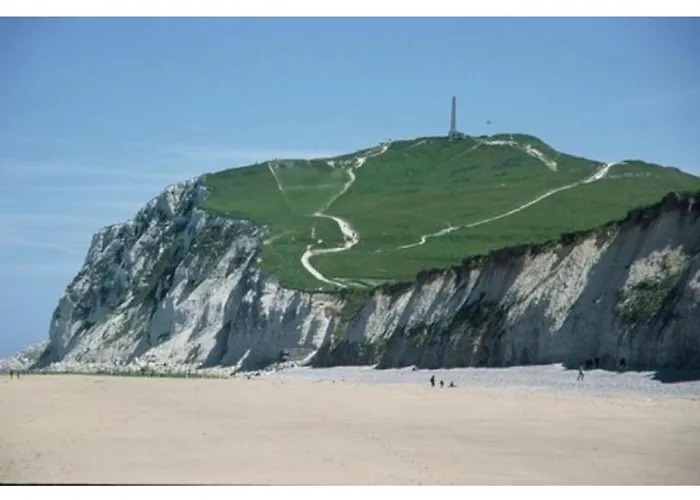 A 200 M Beach